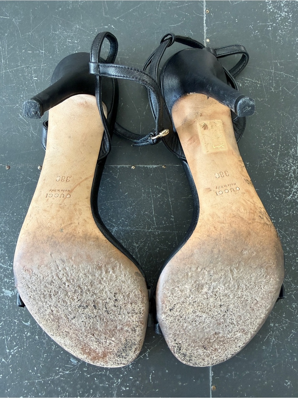 Gucci Black Leather Ruffle Strap Ankle-Tie Heels - Picture 4 of 5